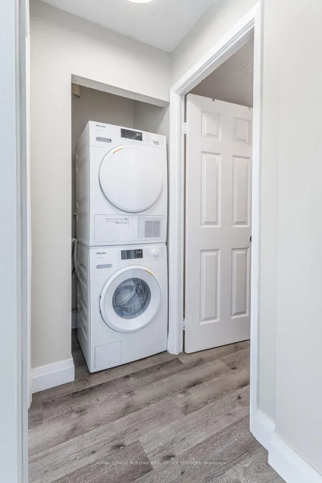 Additional image 27 of 36 James St Unit 509