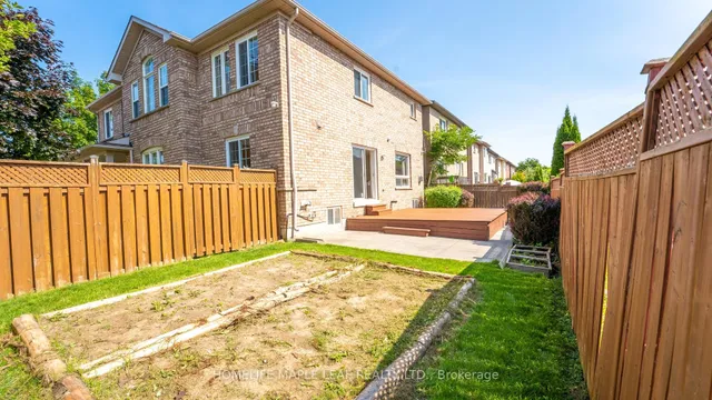 Additional image 39 of 43 Leagate St