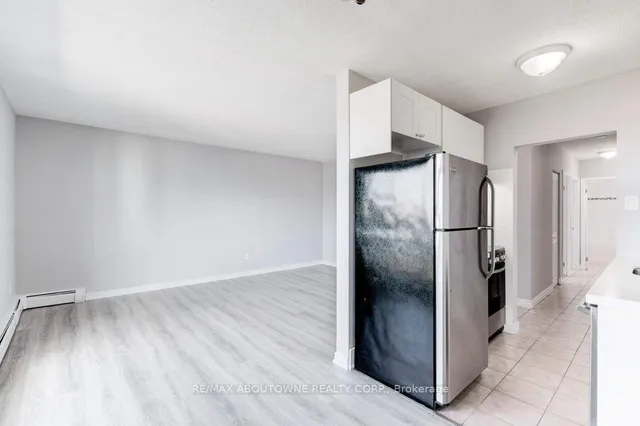 Additional image 10 of 81 Charlton Ave Unit 903