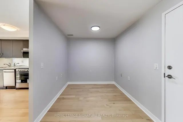 Additional image 12 of 320 Richmond St Unit 911