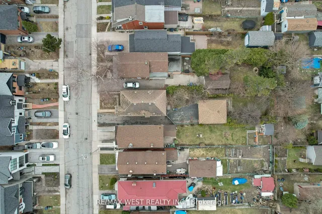 Additional image 5 of 661 Beresford Ave