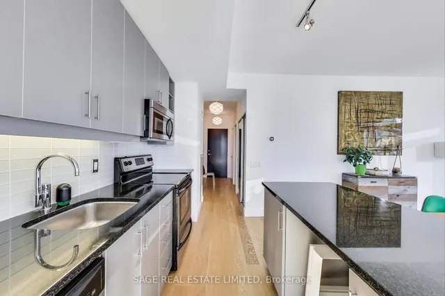 Additional image 13 of 112 George St Unit 1104