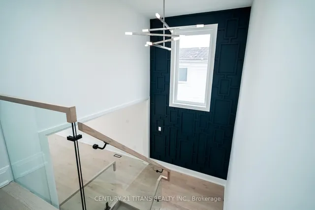 Additional image 18 of 83 Kalmar Ave