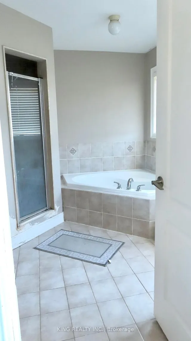 Additional image 12 of 34 Lynnvalley Cres