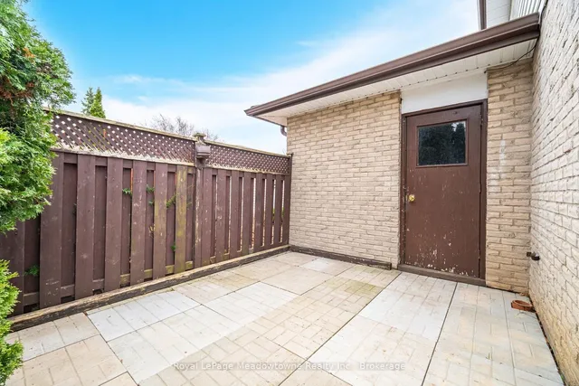 Additional image 43 of 204 Bousfield Cres