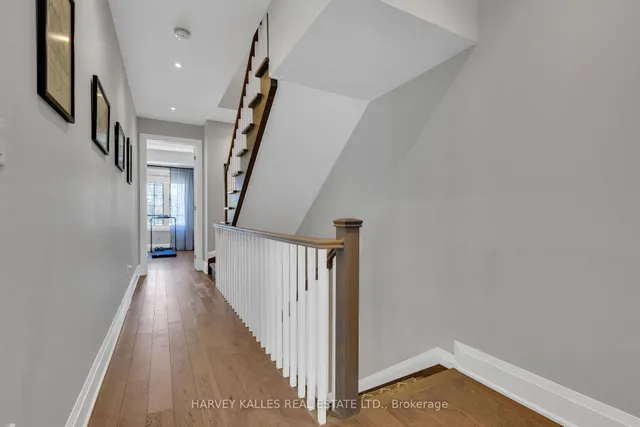 Additional image 23 of 1256 Avenue Rd