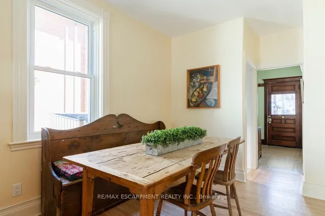 Additional image 19 of 24 Hyde Park Ave