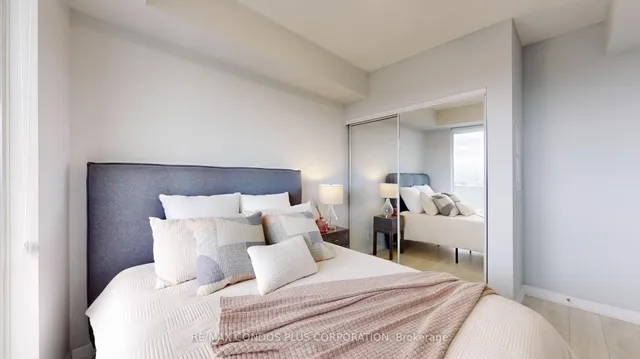 Additional image 10 of 2221 Yonge St Unit 2508
