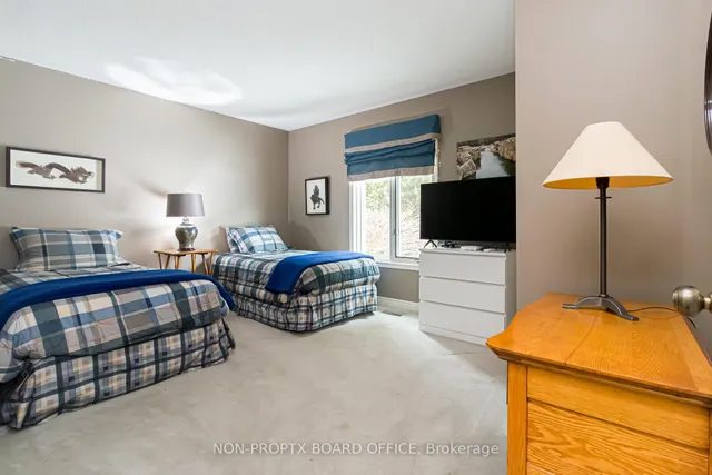 Additional image 39 of 111 Saint Margarets Rd