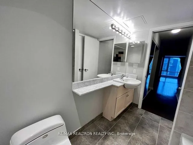 Additional image 19 of 210 Victoria St Unit 2403