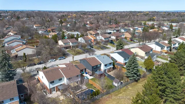 Additional image 34 of 80 Longbourne Cres