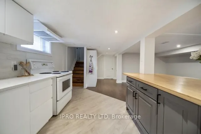 Additional image 33 of 146 Glencarry Ave