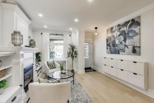 Additional image 10 of 351 Roehampton Ave