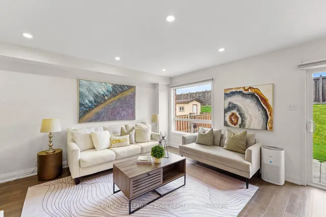 Additional image 26 of 1126 BONIN Cres