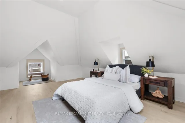 Additional image 32 of 68 Alanson St