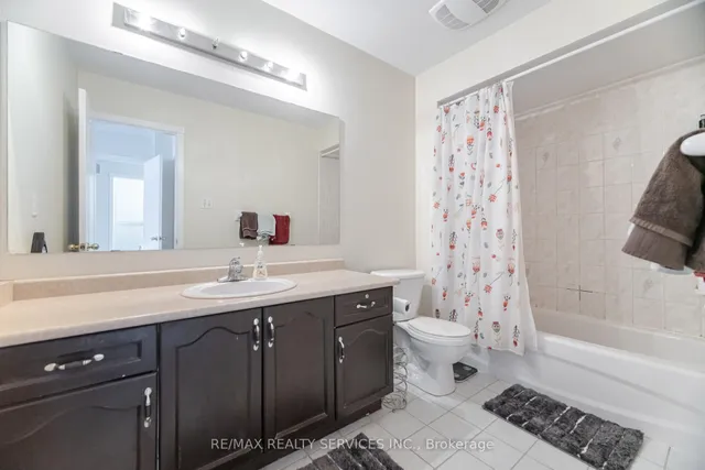 Additional image 36 of 47 Heartleaf Cres