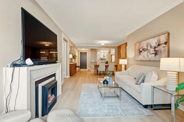 Additional image 24 of 18 William Carson Cres Unit 111