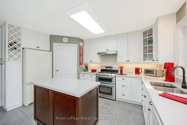 Additional image 17 of 35 Inglewood Dr