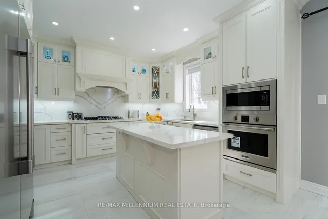 Additional image 16 of 62 Dunvegan Cres