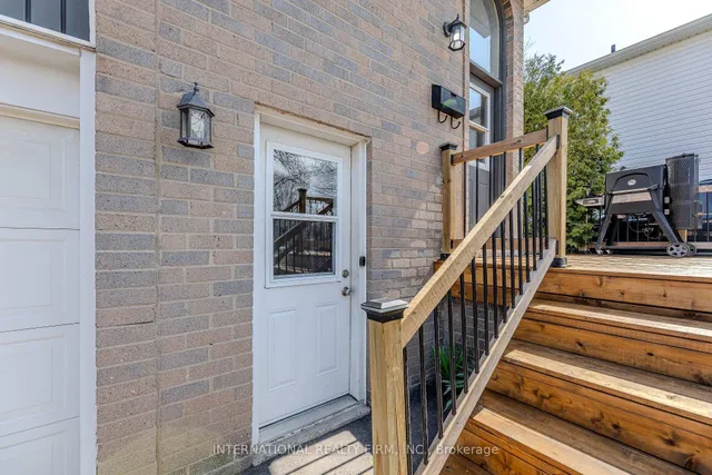 Additional image 29 of 1291 Consort Cres