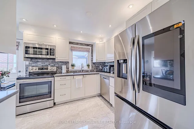 Additional image 7 of 2 Summertime Crt