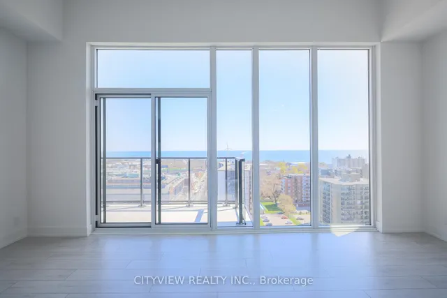 Additional image 11 of 270 Dufferin St Unit PH4