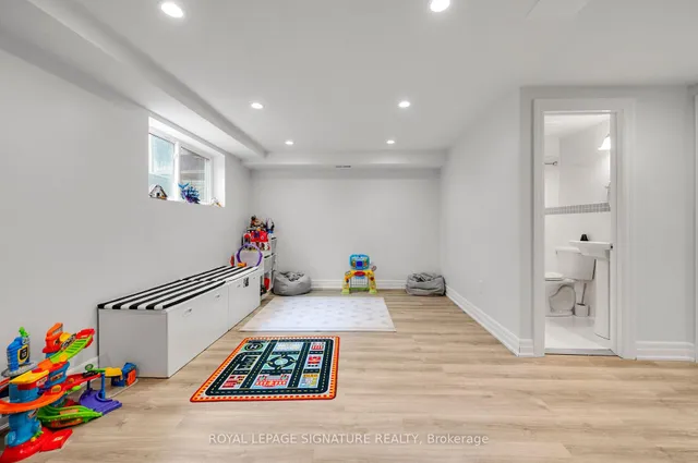 Additional image 6 of 385 The East Mall N/A Unit 49