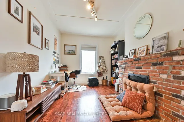 Additional image 12 of 216 Balsam Ave