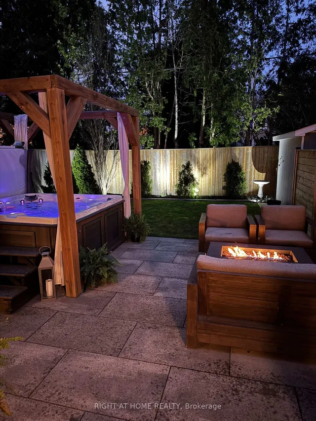 Additional image 30 of 77 Leroy Ave