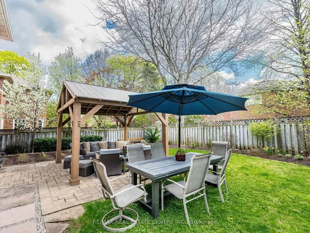 Additional image 50 of 302 Leacock Ave