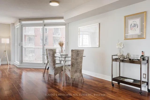 Additional image 5 of 550 Queens Quay Unit 625