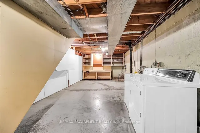 Additional image 34 of 149 Lowden Ave