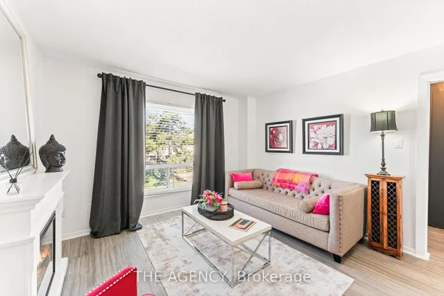 35 McMullen Cres Unit 35