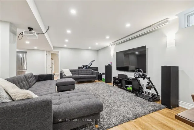 Additional image 41 of 46 Woodhouse St