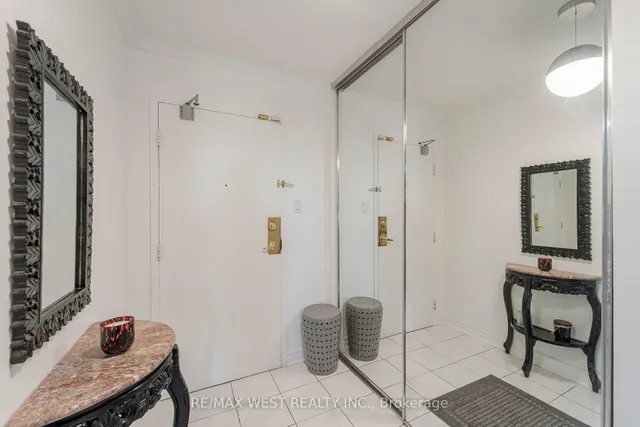 Additional image 3 of 236 Albion Rd Unit 1110