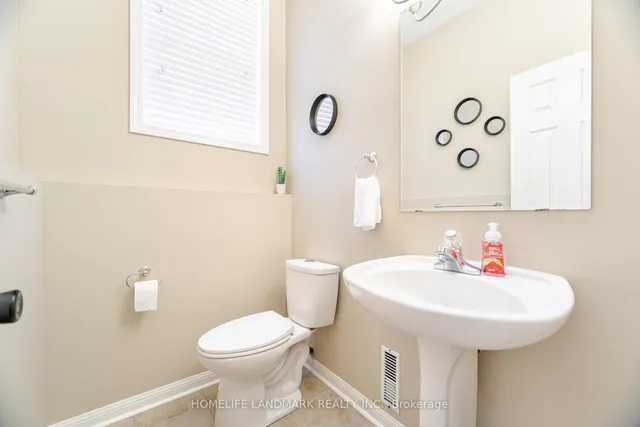 Additional image 19 of 845 Mckay Cres