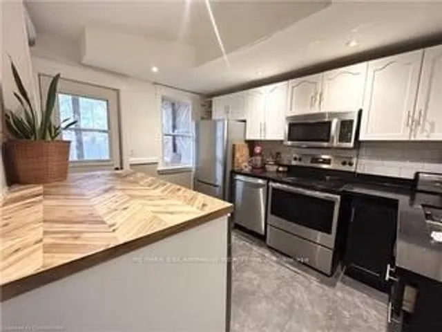 Additional image 5 of 224 PARK ROW S N/A