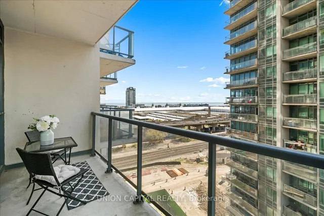 Additional image 10 of 51 East Liberty St Unit 1017