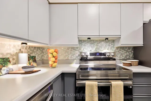 Additional image 18 of 25 Maitland St Unit 208