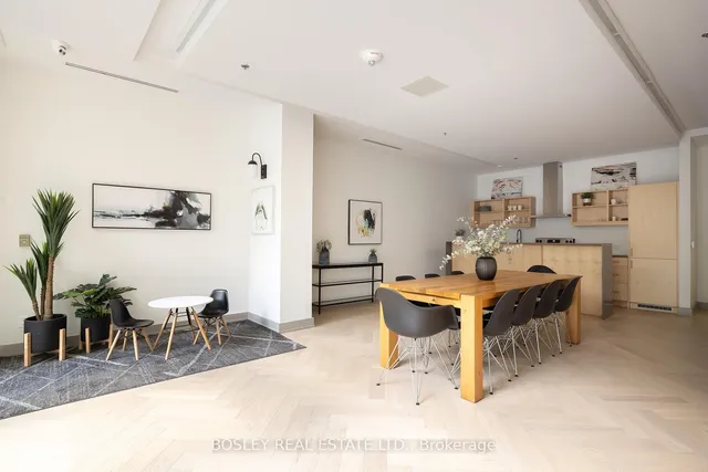 Additional image 23 of 36 Howard Park Ave Unit 205