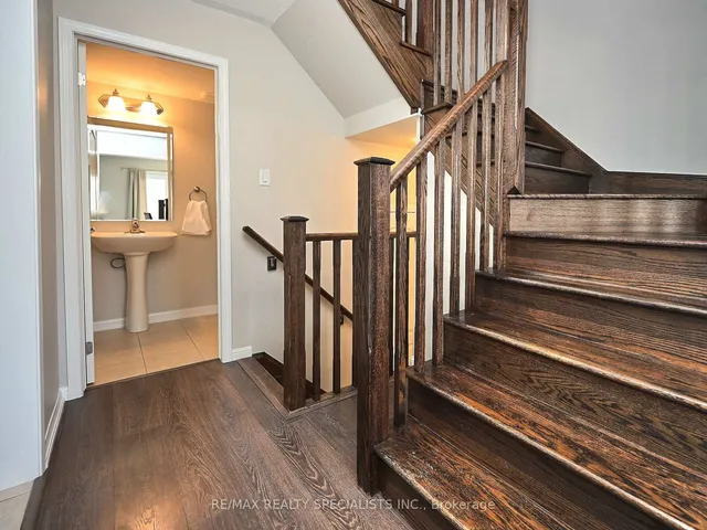 Additional image 32 of 82 Suitor Crt