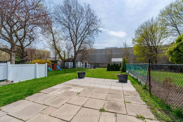 Additional image 33 of 229 Invergordon Ave