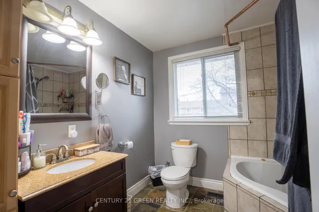 26 Carisbrooke Crt Unit 26