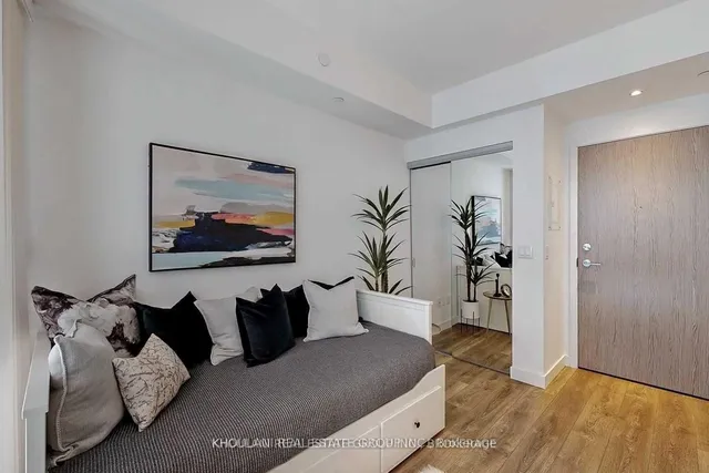 Additional image 3 of 215 Queen St Unit 812