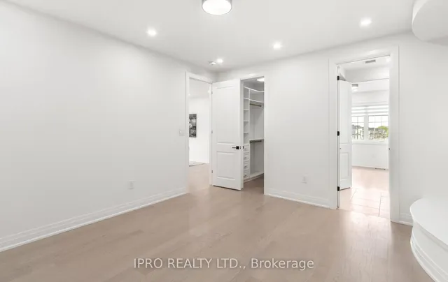 Additional image 32 of 1364 Aymond Cres