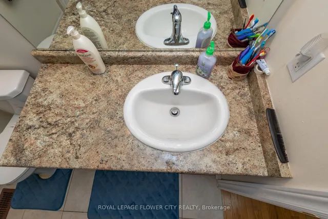 Additional image 36 of 8 Washburn Rd