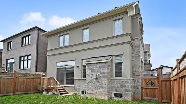 Additional image 48 of 1473 Varelas Passage