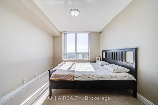 Additional image 16 of 80 Harrison Garden Blvd Unit 1318