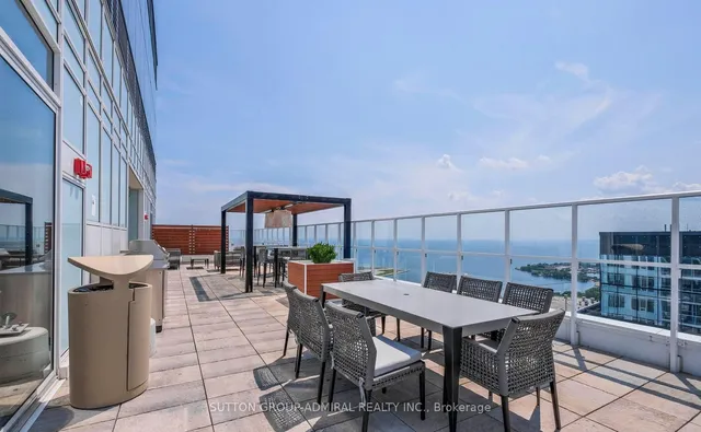 Additional image 33 of 19 Bathurst St Unit 706