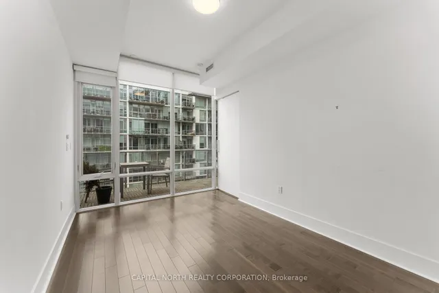 Additional image 27 of 29 Queens Quay Unit 713
